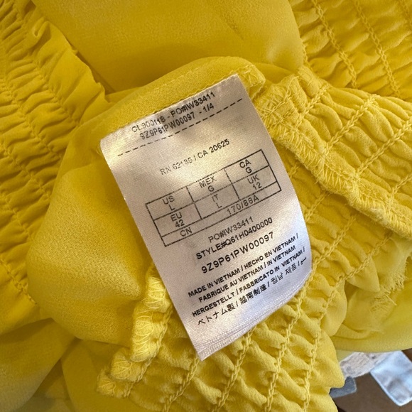 Like new sheer guess top - Picture 8 of 8